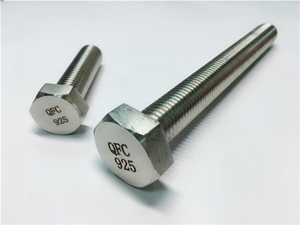 kalitate oneneko karbono altzairua m12 soldadurako azkoina